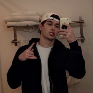 Meet your Posher, Ryan